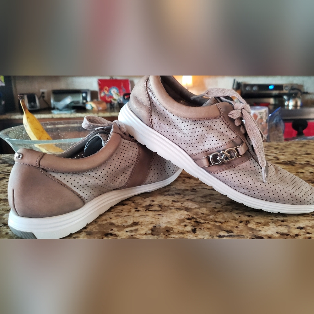 Grey/Taupe Cole Haan Zero Grand OS Size 6
